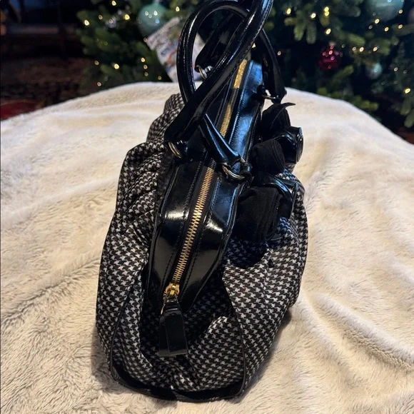 VALENTINO GARAVANI Black and White Women's Handbag - Picture 7 of 12